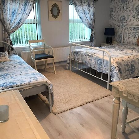 Beau Vista Bed & Breakfast สตราแบน ภายนอก รูปภาพ
