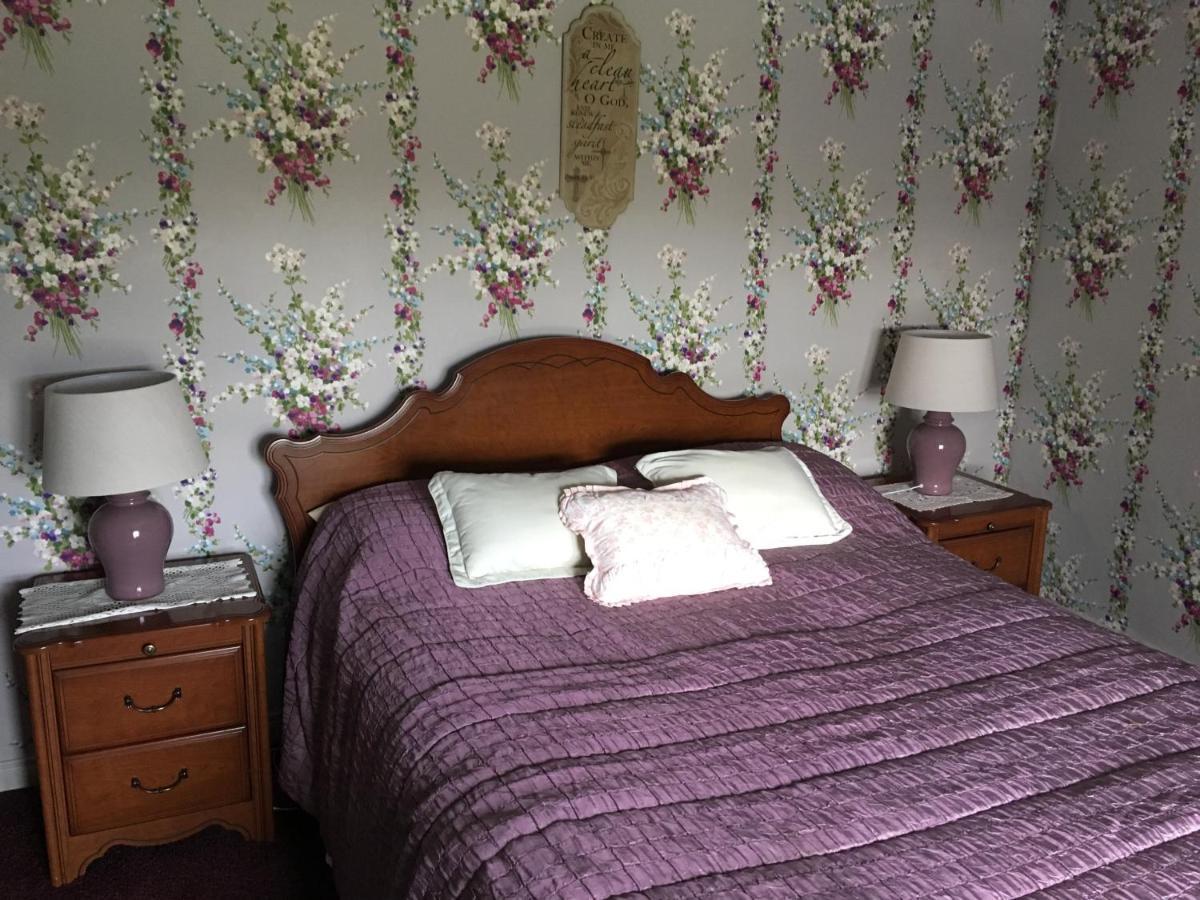 Beau Vista Bed & Breakfast สตราแบน ภายนอก รูปภาพ