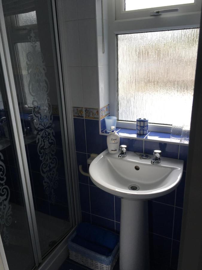 Beau Vista Bed & Breakfast สตราแบน ภายนอก รูปภาพ