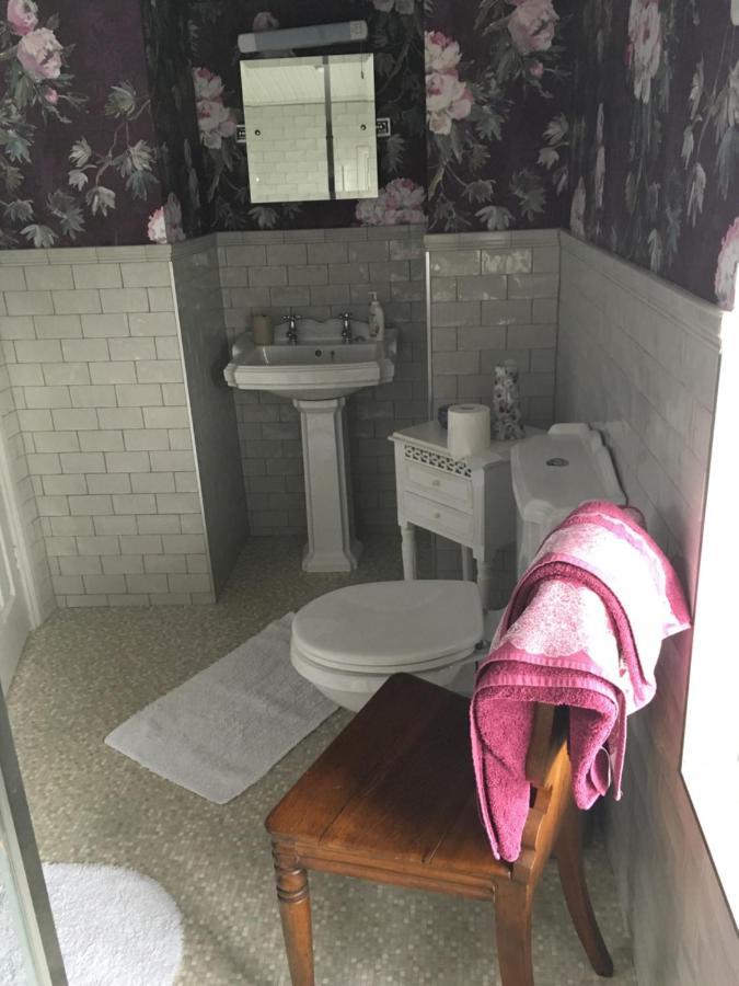 Beau Vista Bed & Breakfast สตราแบน ภายนอก รูปภาพ