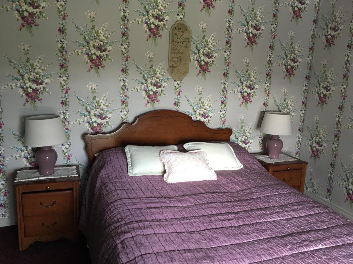 Beau Vista Bed & Breakfast สตราแบน ภายนอก รูปภาพ