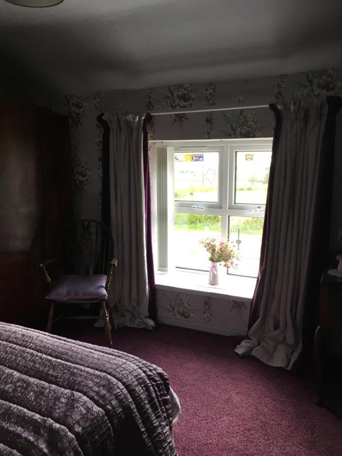 Beau Vista Bed & Breakfast สตราแบน ภายนอก รูปภาพ